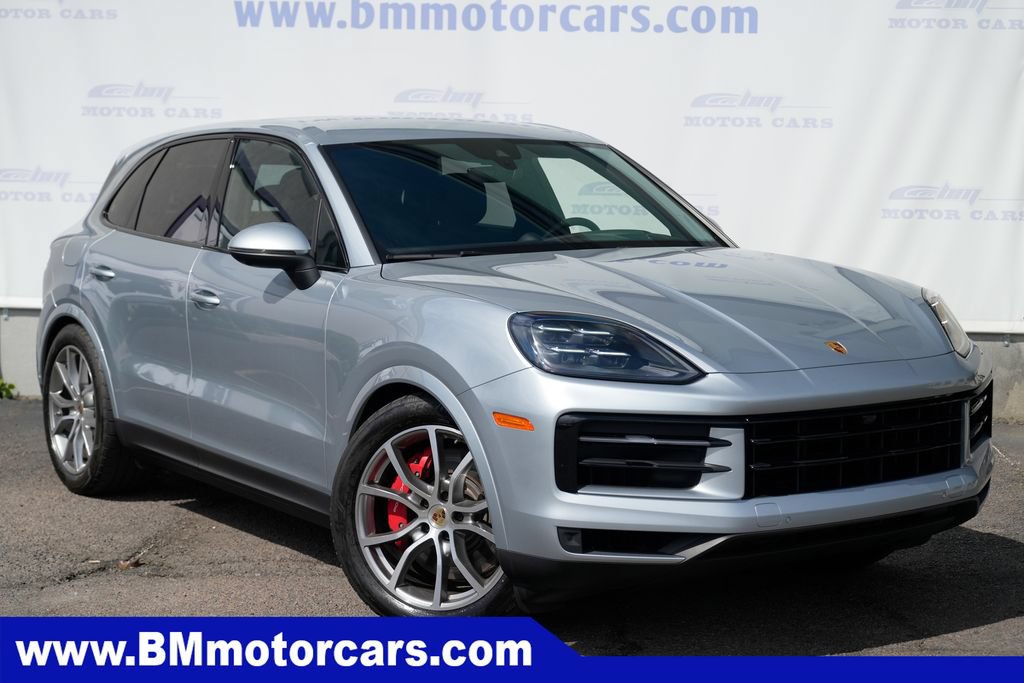 2024 Porsche Cayenne S