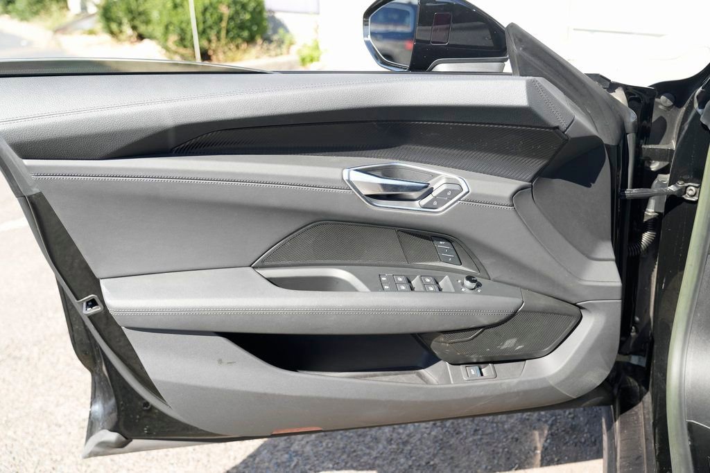 2022 Audi e-tron GT Premium Plus - Photo 27