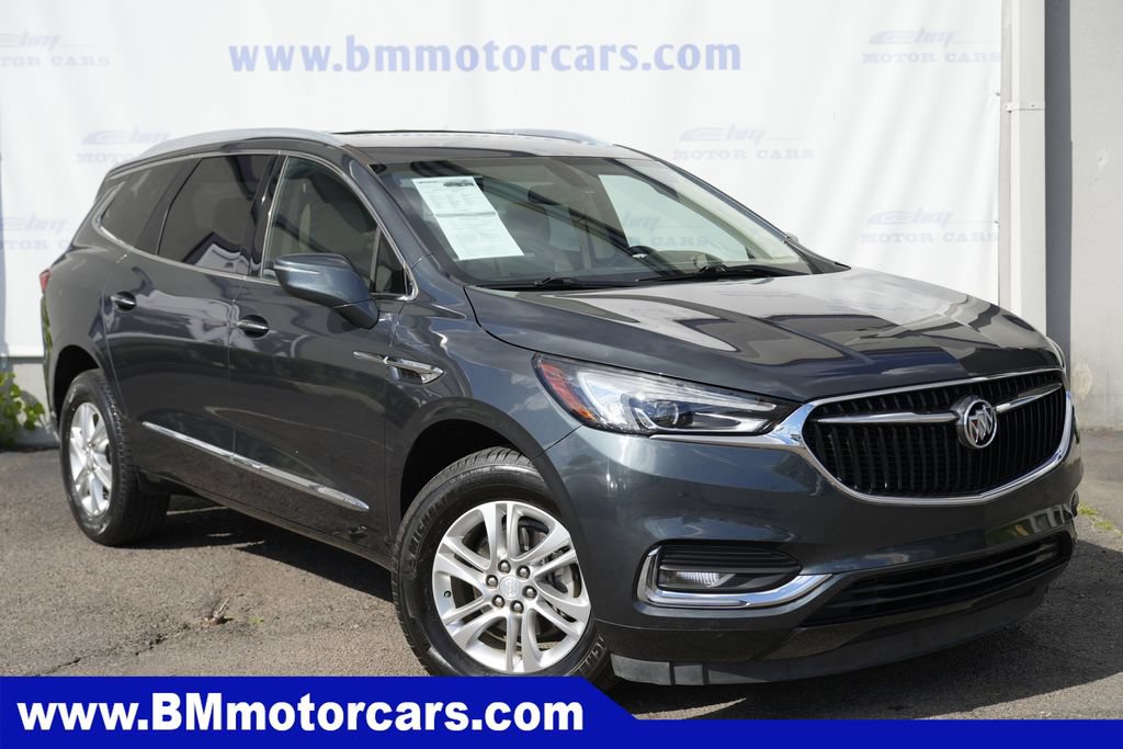 2019 Buick Enclave Essence's photo