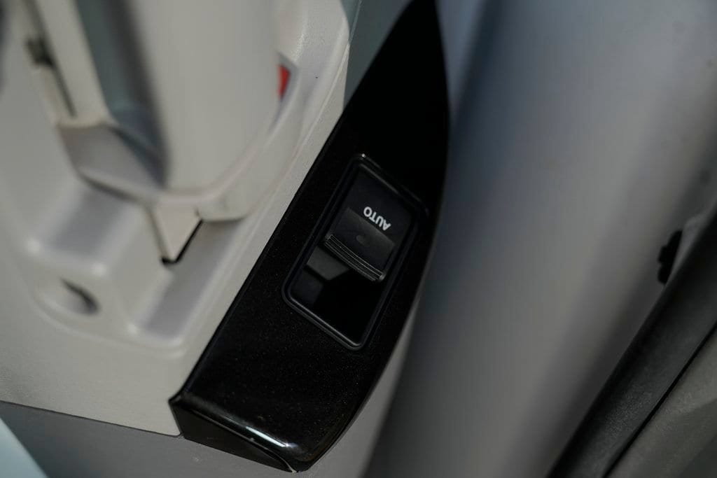 2011 Toyota Sienna Base - Photo 32