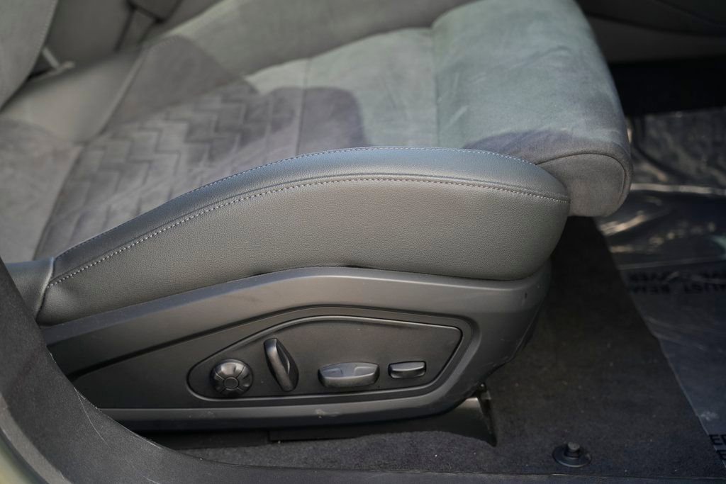 2022 Audi e-tron GT Premium Plus - Photo 38