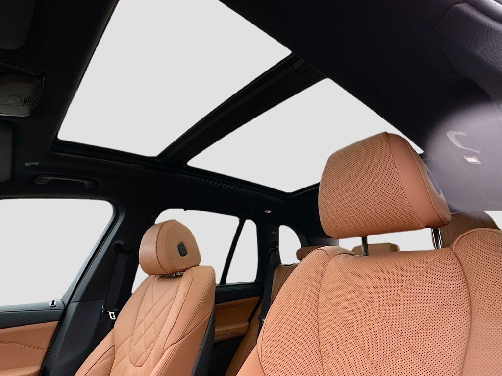 2026 BMW X5 50e - Photo 23