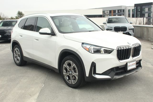 2023 BMW X1 28i