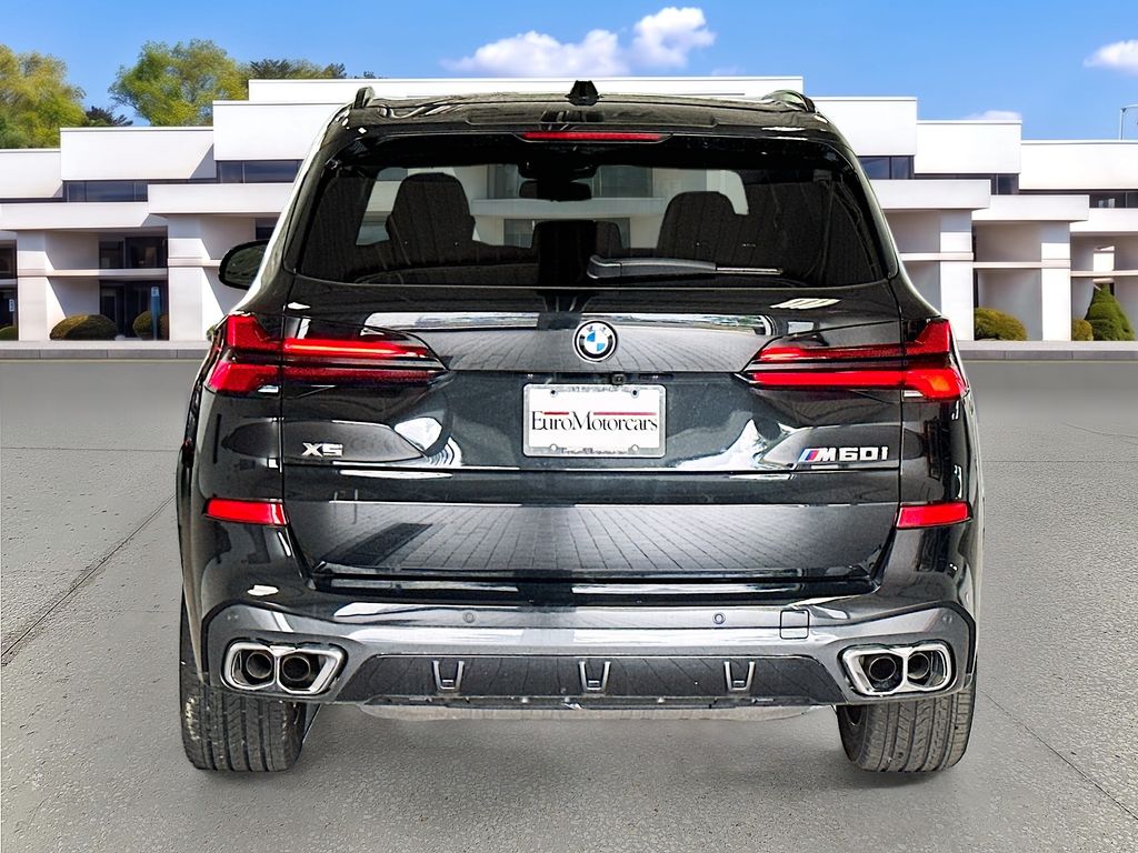 2026 BMW X5 M60i - Photo 6
