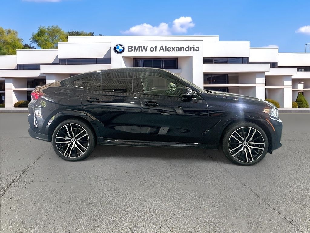 Used 2022 BMW X6 xDrive40i SUV