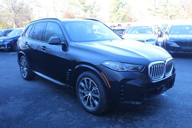 2026 BMW X5 M50i's photo