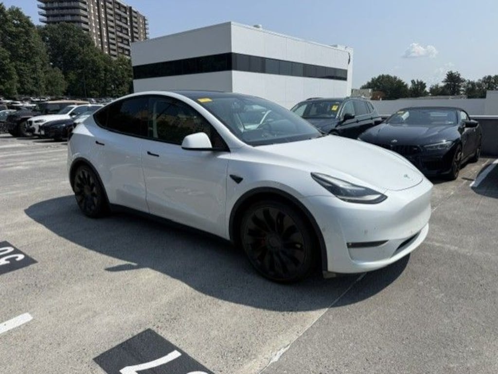 Used 2022 Tesla Model Y Performance SUV