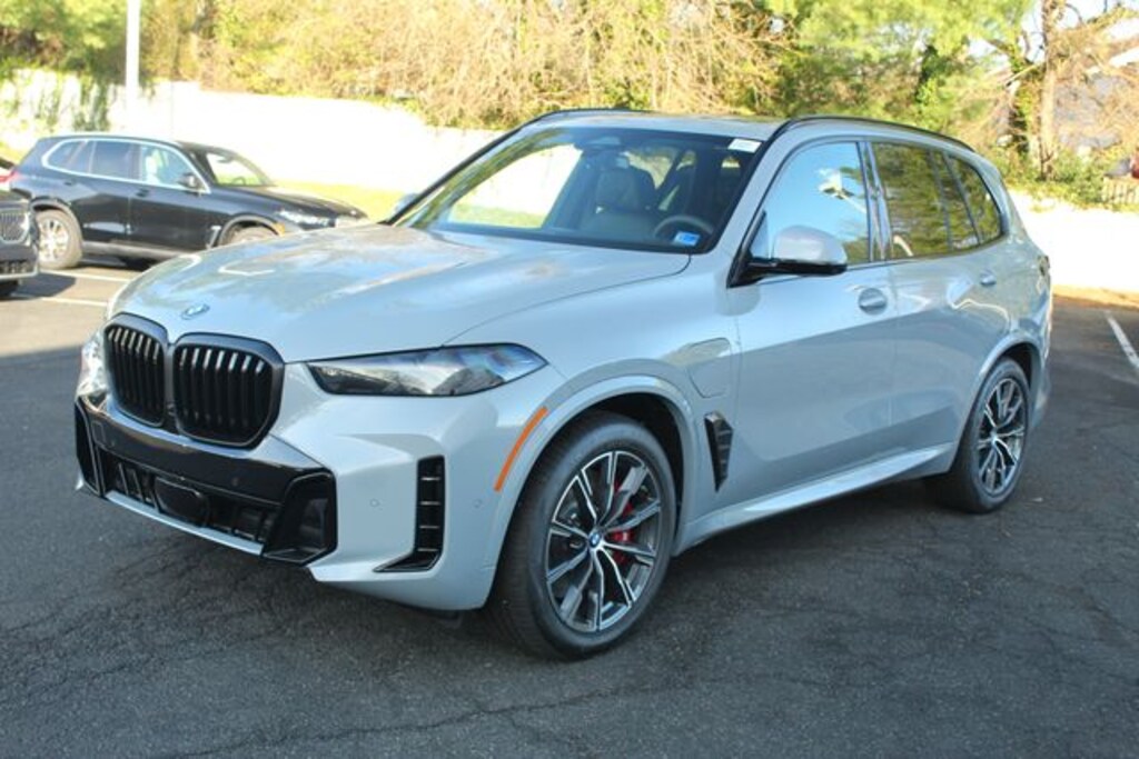 New 2026 BMW X5 xDrive50e SUV