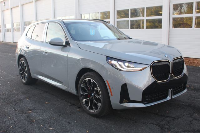 2026 BMW X3 30's photo