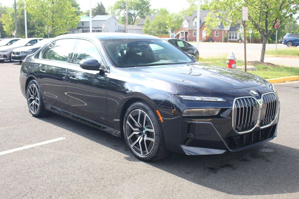 2026 BMW 7 Series 760i xDrive Sedan's photo