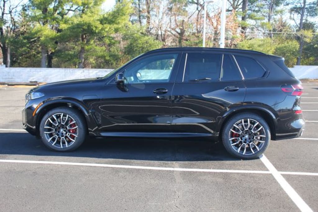 New 2026 BMW X5 xDrive50e SUV