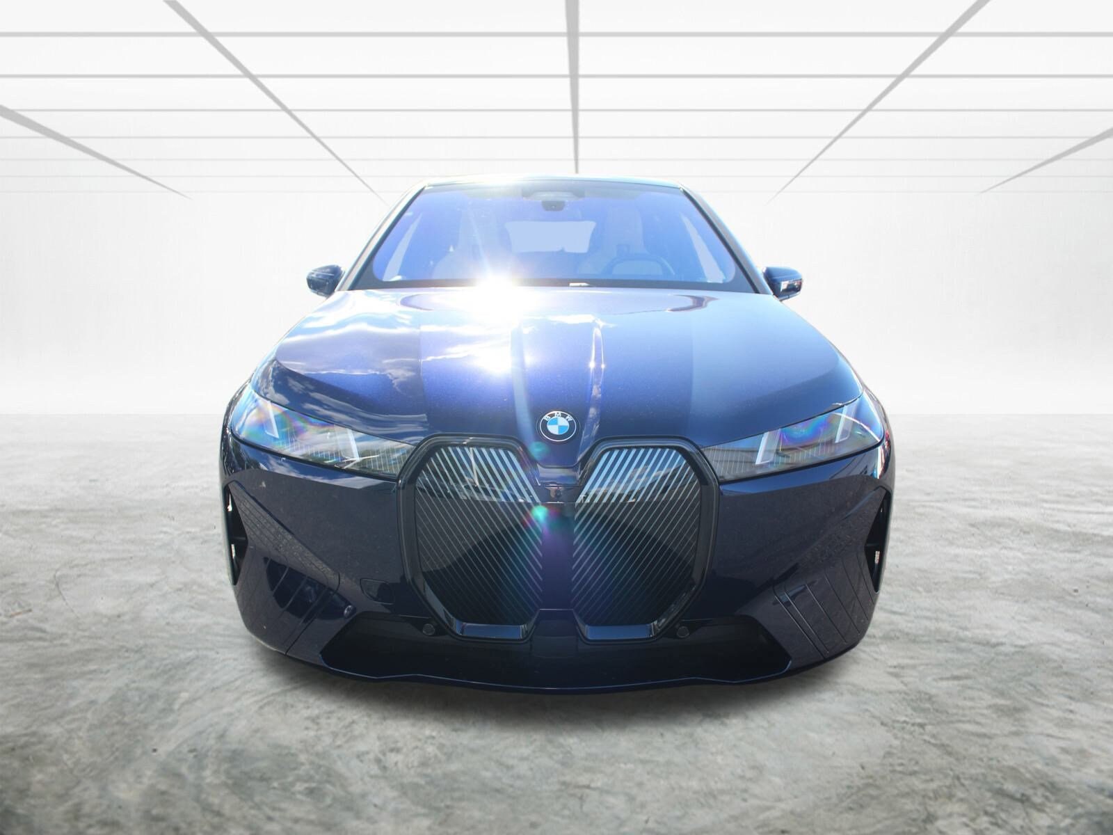 2026 Bmw iX photo 2