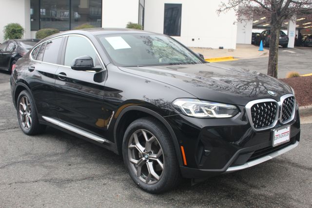 2023 BMW X4 30i's photo