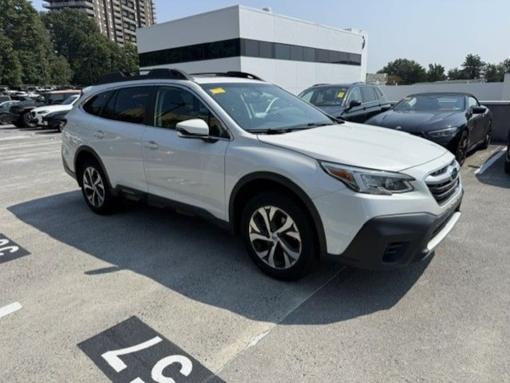 Used 2021 Subaru Outback Limited SUV