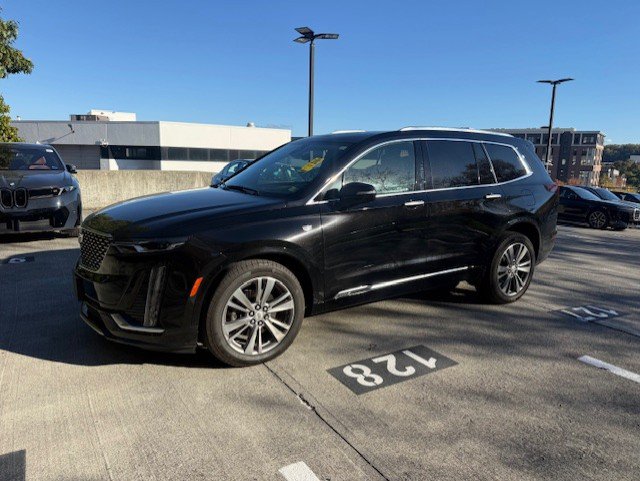 2025 Cadillac XT6