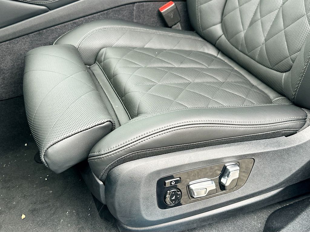 2026 BMW X6 M60i - Photo 20
