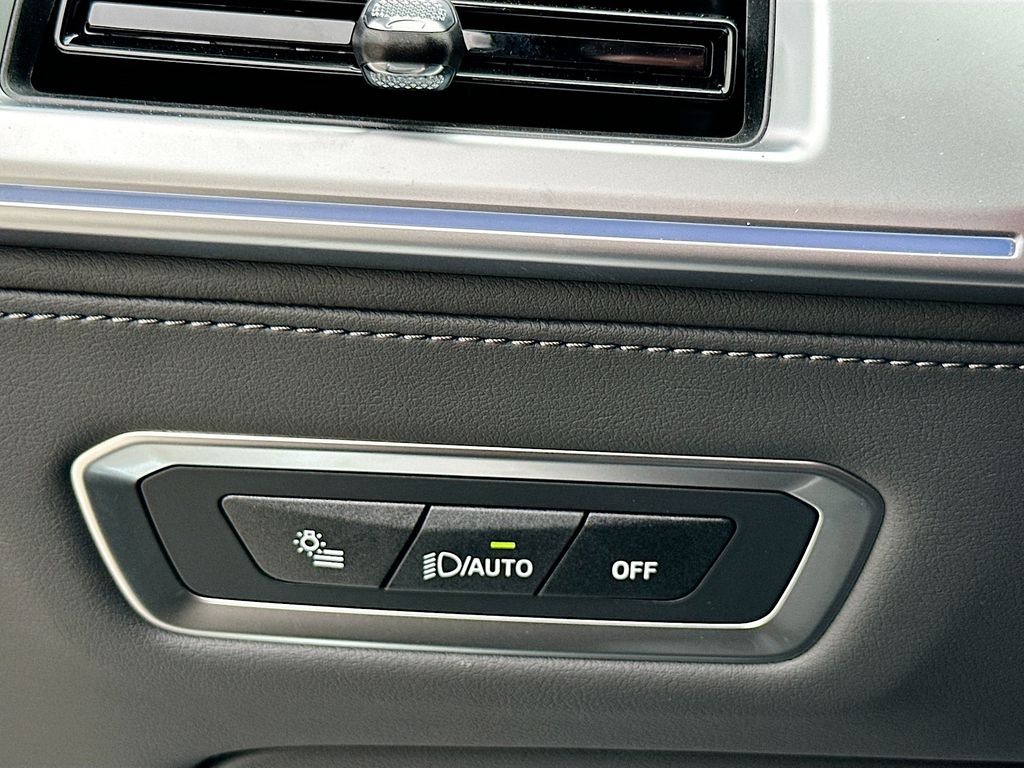 2026 BMW XM Base - Photo 10