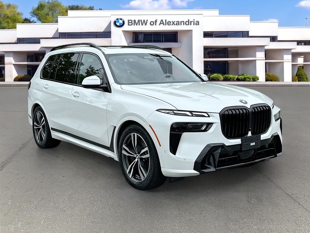 2026 BMW X7 xDrive40i's photo