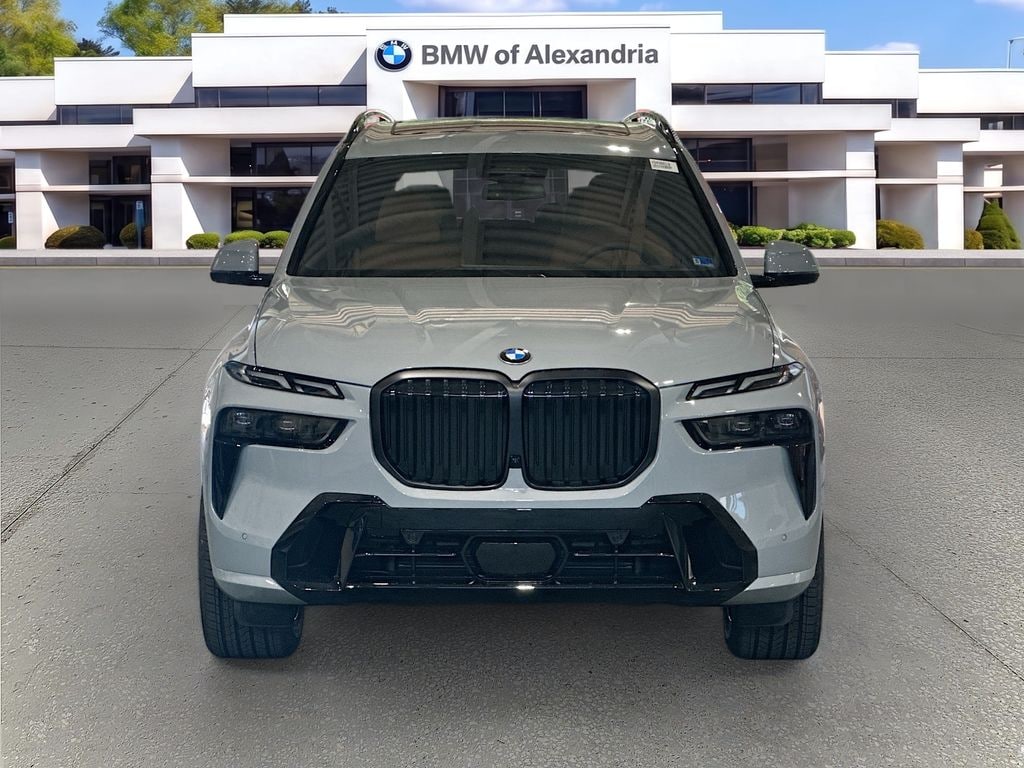New 2027 BMW X7 xDrive40i SUV