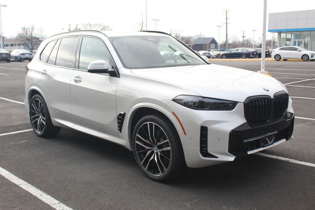 2026 BMW X5 40i's photo