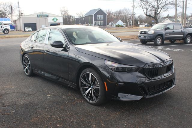 2026 BMW 5 Series 550's photo