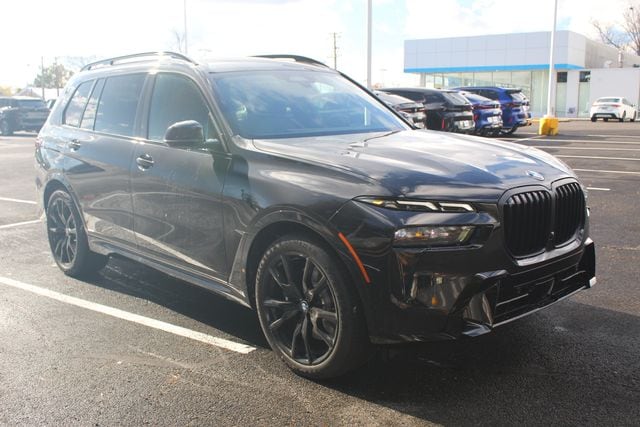 2026 BMW X7 40i's photo