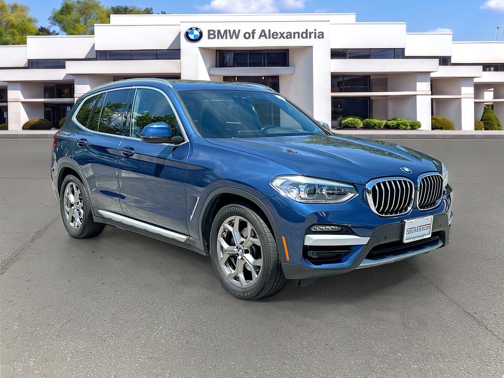 2020 BMW X3 xDrive30e's photo