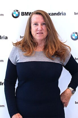 Staff member Karen Cruz from ID_808b3dfd6b88