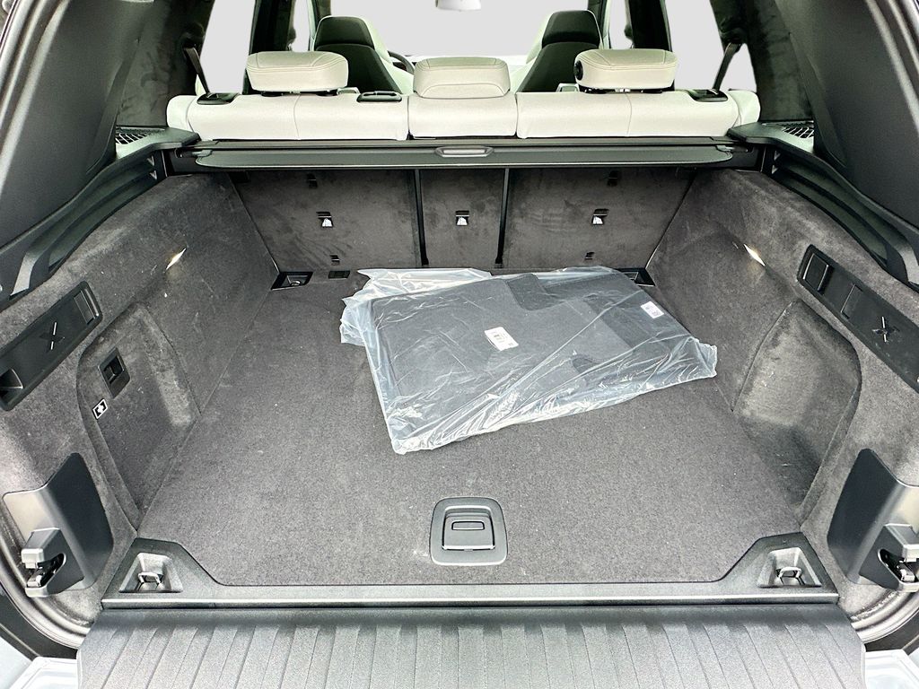 2026 BMW X5 M X5 M - Photo 28