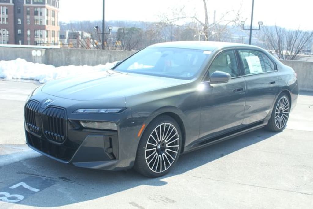 New 2026 BMW i7 xDrive60 Sedan