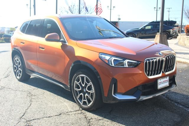 2025 BMW X1 28i's photo