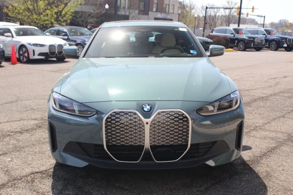 New 2026 BMW i4 xDrive40 Hatchback