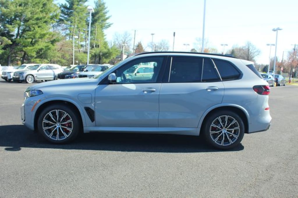New 2026 BMW X5 xDrive50e SUV