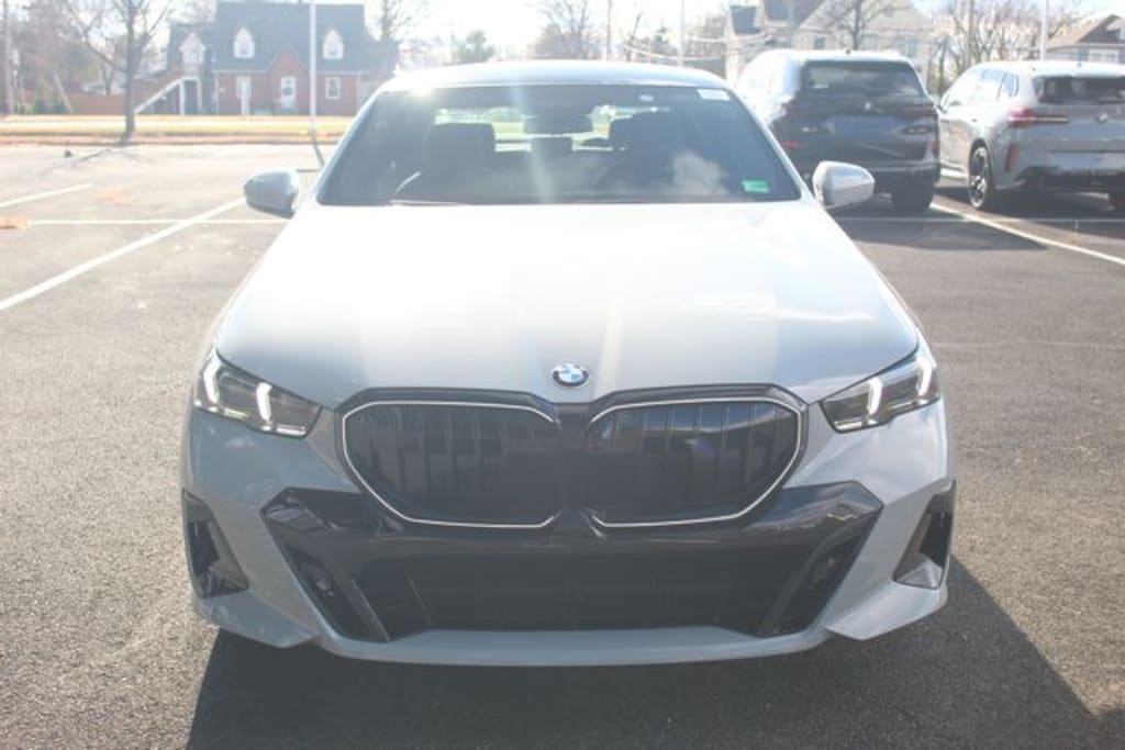 New 2026 BMW 5 Series 530i xDrive Sedan