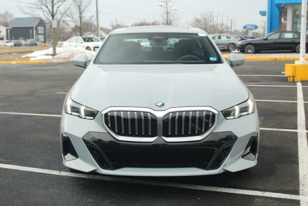 New 2026 BMW 5 Series 530i Sedan