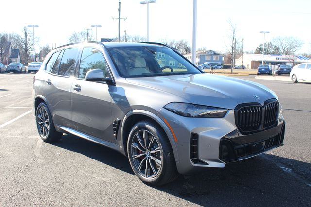 2026 BMW X5 M50i's photo
