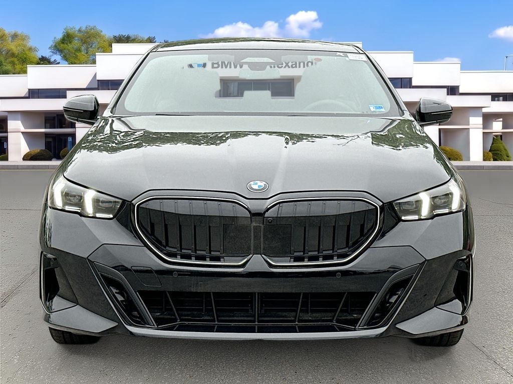 New 2026 BMW 5 Series 530i xDrive Sedan