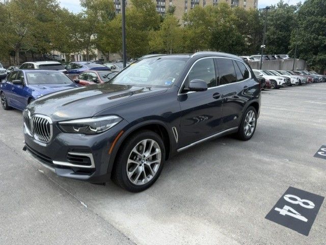 2022 BMW X5 SUV 