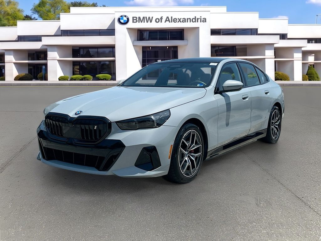 2024 BMW i5 eDrive40's photo