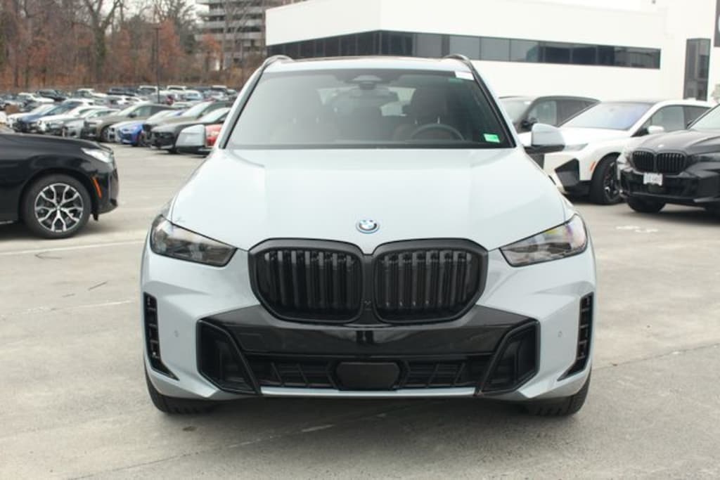 New 2026 BMW X5 xDrive50e SUV