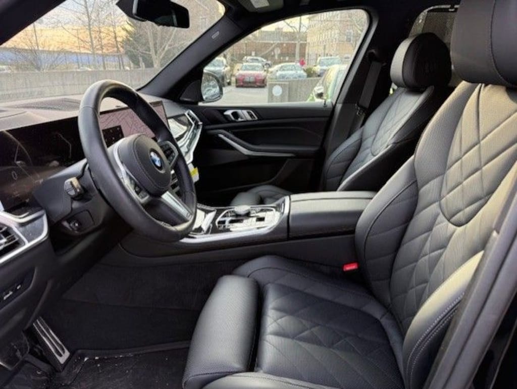 Used 2025 BMW X5 xDrive40i SUV