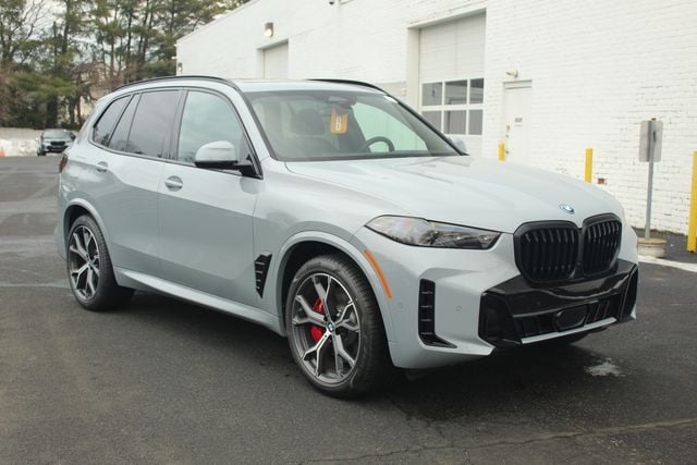 2026 BMW X5 xDrive50e's photo