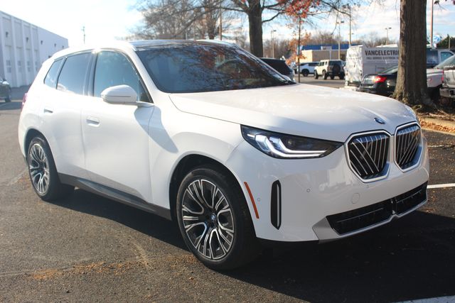 2026 BMW X3 30's photo