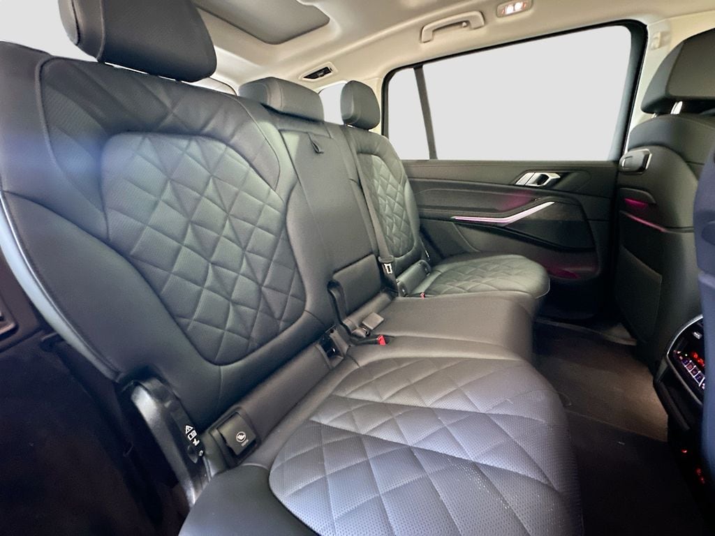 2026 BMW X7 40i - Photo 29