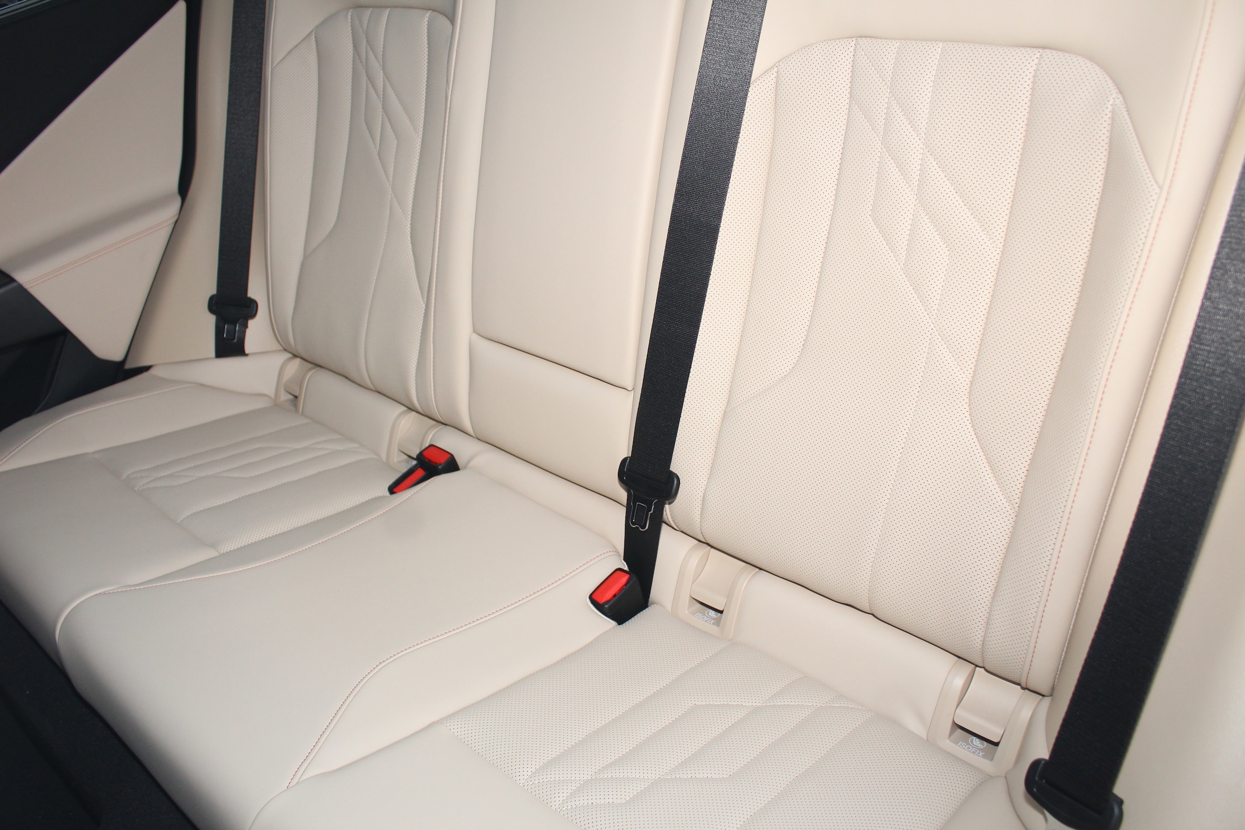 2026 BMW X3 30 - Photo 20