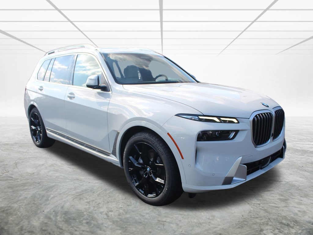 New 2026 BMW X7 xDrive40i SUV