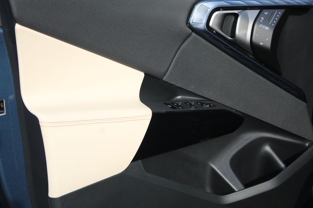 2026 BMW X3 30 - Photo 19