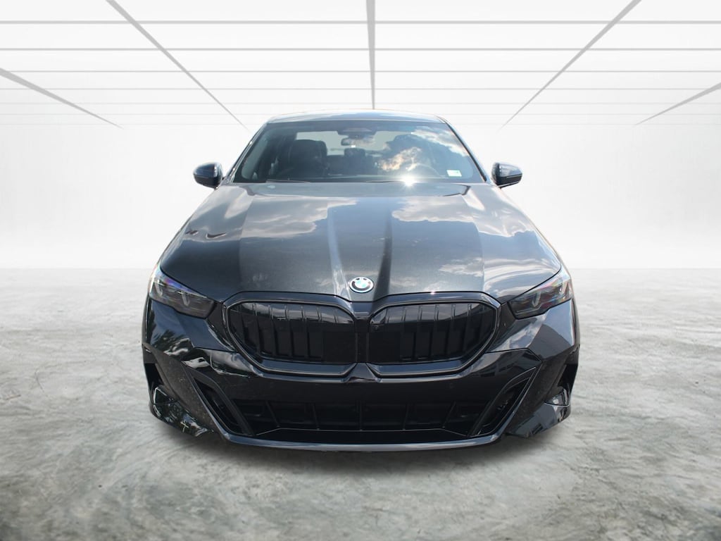 New 2026 BMW 5 Series 550e xDrive Sedan