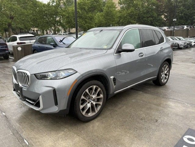 2025 BMW X5 xDrive40i's photo