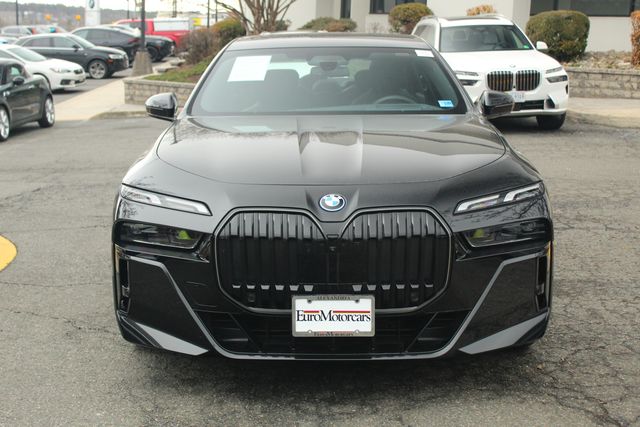 Used 2025 BMW i7 60 with VIN WBY53EJ02SCV08348 for sale in Alexandria, VA